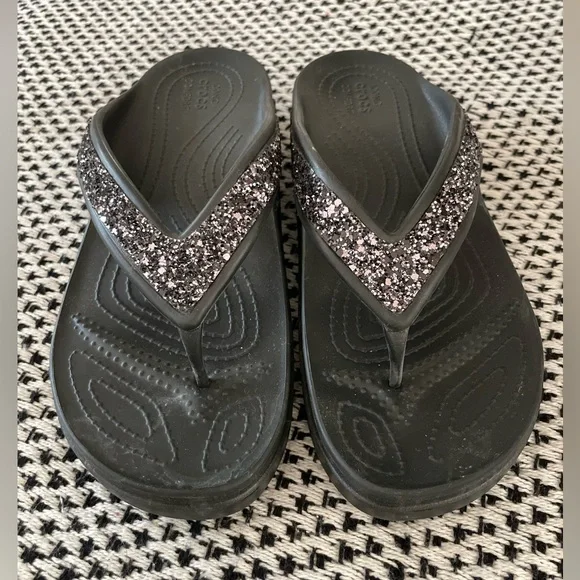 Crocs Glitter Flip Flop Sandals Black Casual Comfort Summer Bling Size 9 - Picture 3 of 9